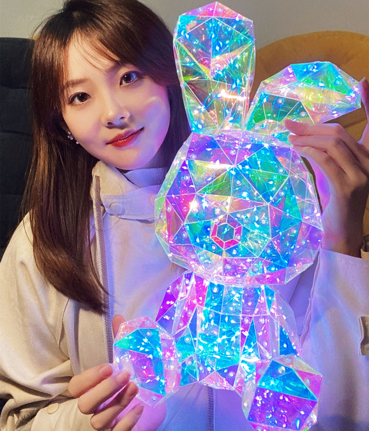 Qixi Hugging Bear Symphony Glow